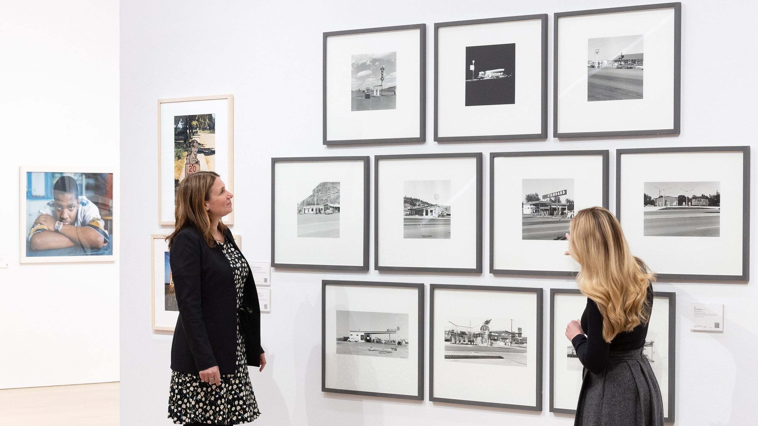 people looking at image in gallery